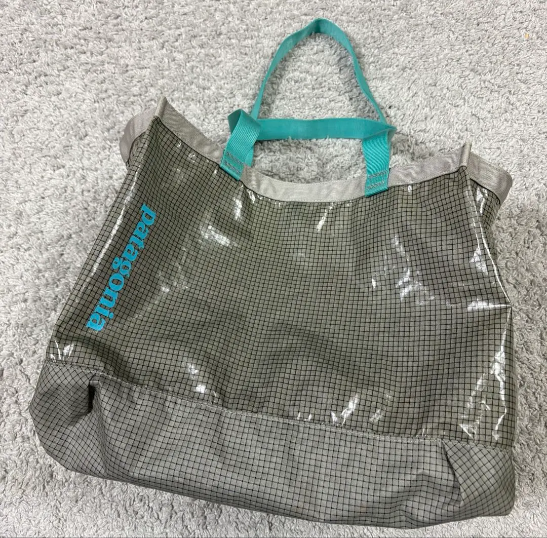 2026年最新】パタゴニア ライトウェイト ブラックホール ギア トートの