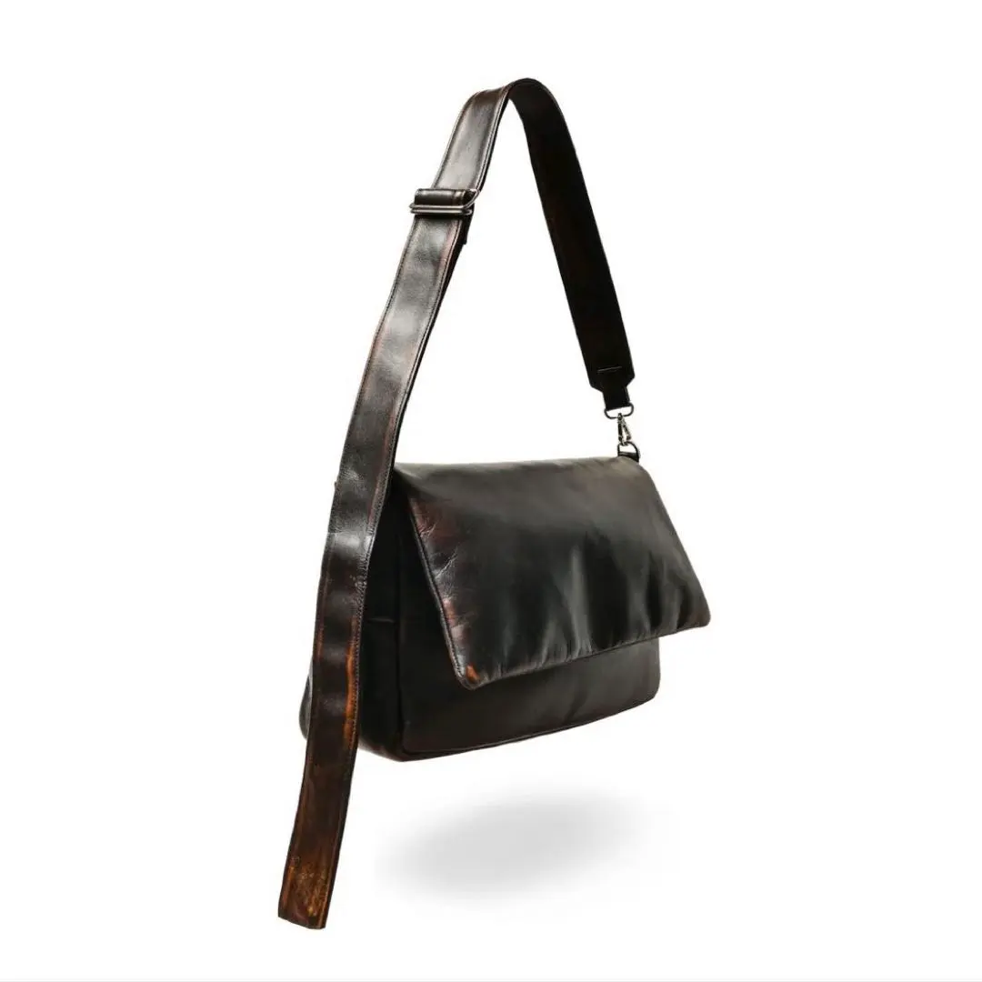 2026年最新】Clesste holiday bagの人気アイテム - メルカリ