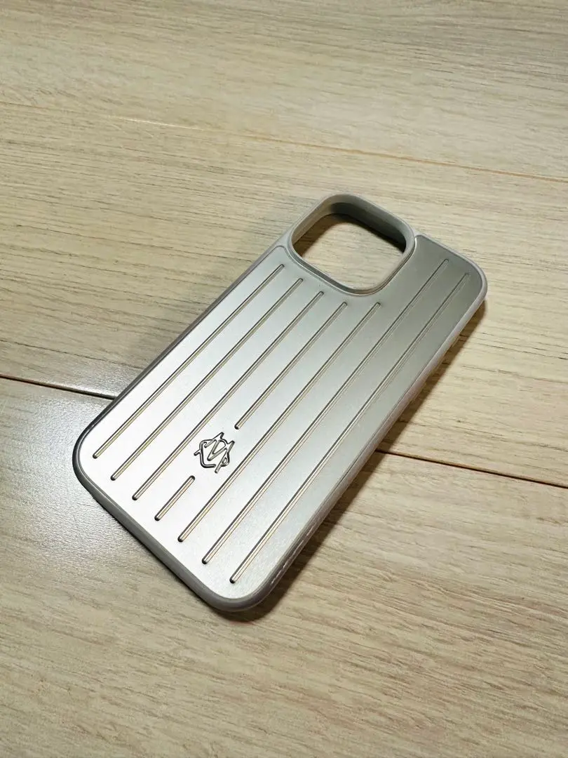 2026年最新】RIMOWA iphone16proの人気アイテム - メルカリ