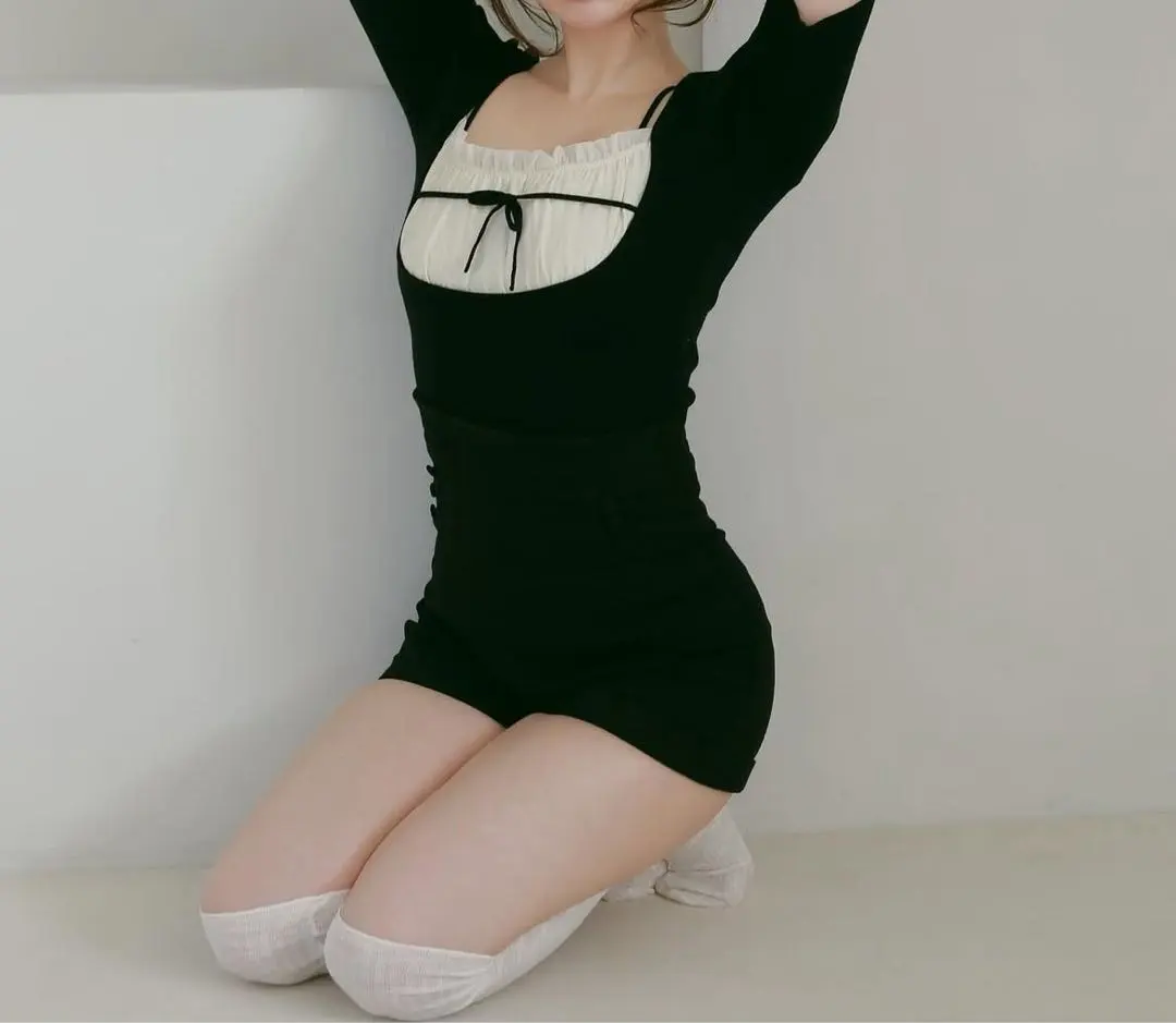 2026年最新】mew frill tops andmaryの人気アイテム - メルカリ