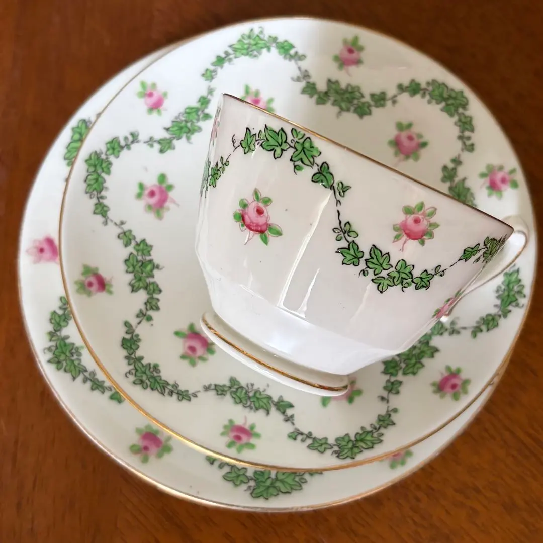 2026年最新】クラウンスタッフォードシャーの人気アイテム - メルカリ