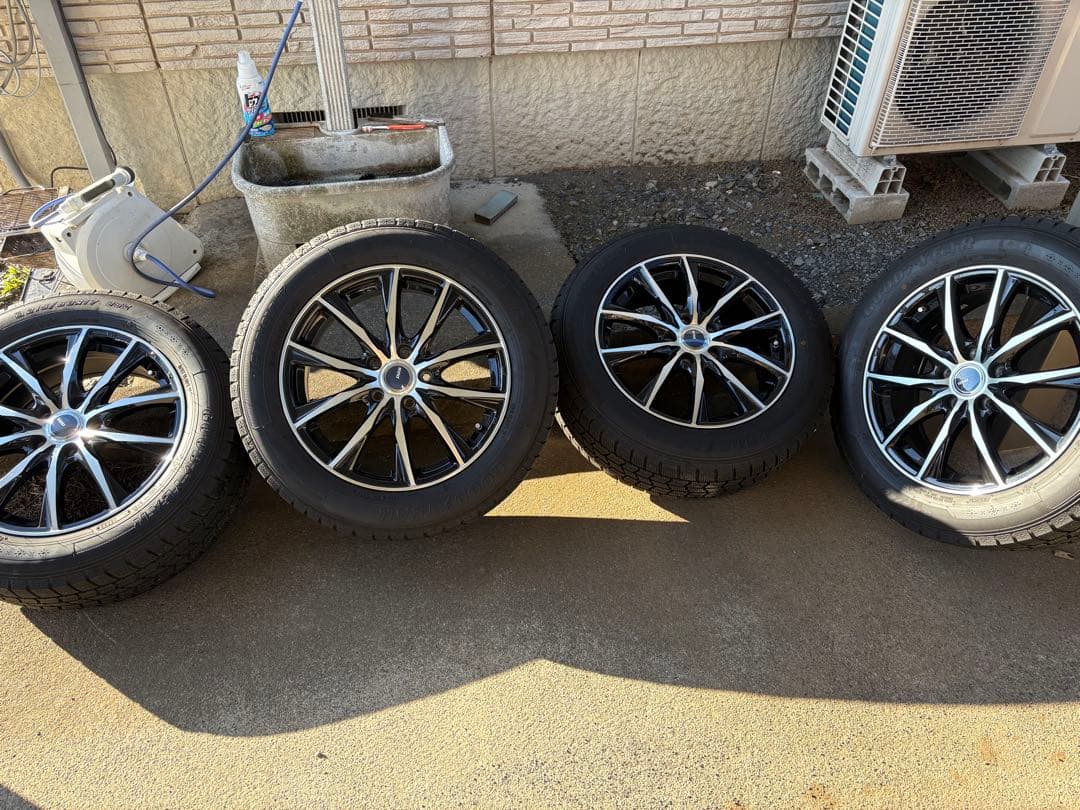 ちろるチロル215/60R17スタッドレスタイヤホイールセットナット付き 215/60R17 スタッドレスタイヤ ホイール 4本セット 冬タイヤ : WHEEL
