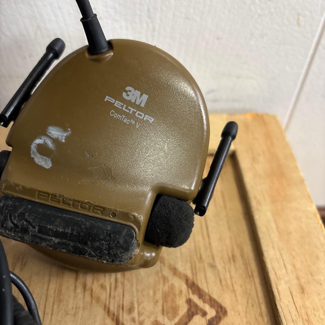 あ*し様 米軍 実物 3M PELTOR COMTAC V ヘッドセット 動作未 - メルカリ