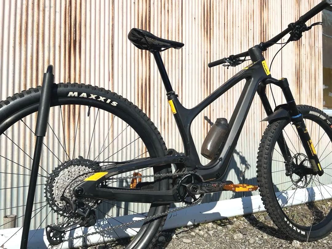 BOLD LINKIN 150 PRO Mサイズ フルサス 東京手渡し - メルカリ