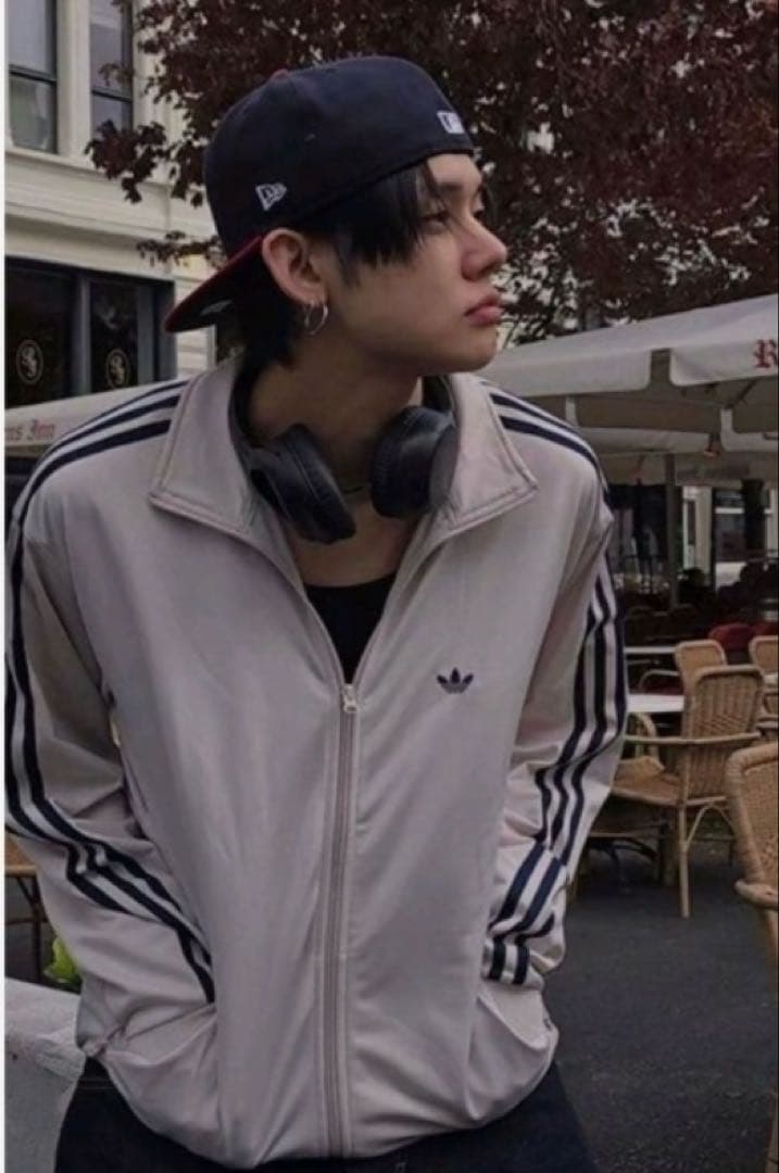 TXTヨンジュン着用 adidas ベッケンバウアー トラックジャケット