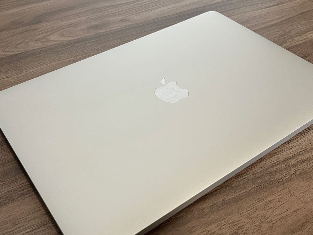 MacBookPro13インチ 2017年モデル シルバー - メルカリ