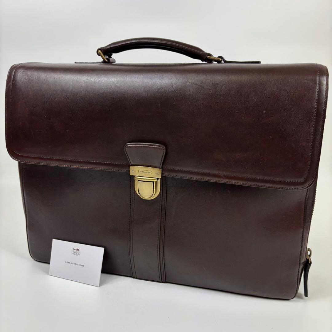 レア廃盤　コーチ　ビジネスバッグ　ゴールド金具　レザー　ブラウン　A4OK コーチ レザートートバッグ ダークブラウン PC A4 肩掛け 13885 焦茶