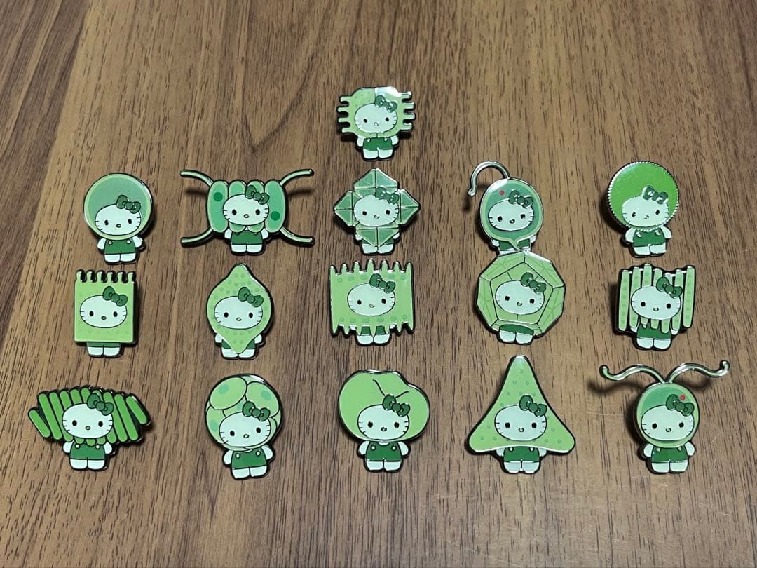 万博 Hello Kitty x Algae ピンバッジ 16個セット 大阪 万博 ハローキティ ピンバッジ 5個セット - メルカリ