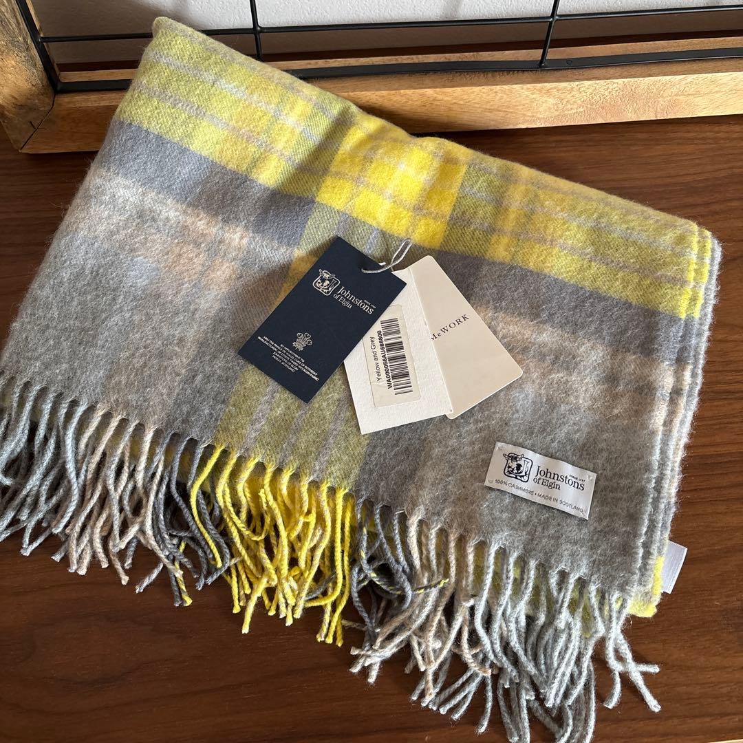 ジョンストンズ 大判 カシミアストール Yellow and Gray Johnstonsのカシミヤストール【STANDARD BOOK 2023Winter】 | HAPPY