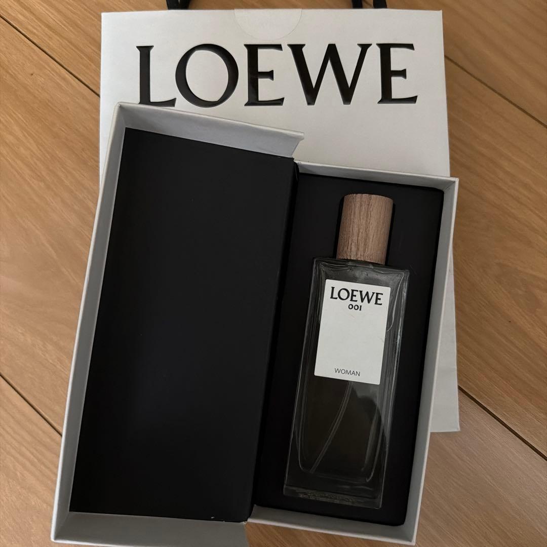 の*ち様 【ほぼ未使用】ロエベ 香水ウーマン 50ml LOEWE 001 WO ロエベ 001 ウーマン オードゥ パルファム 100ml 無色 - LOEWE Japan