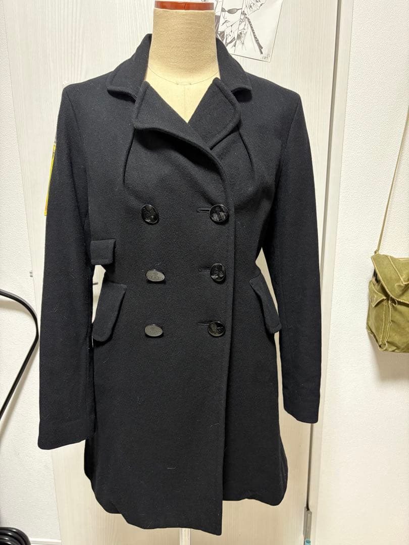 Vivienne Westwood ウール ダブルブレスト ピーコート ブラック Vivienne Westwood（ヴィヴィアンウエストウッド）の「ｳｰﾙﾒﾙﾄﾝ
