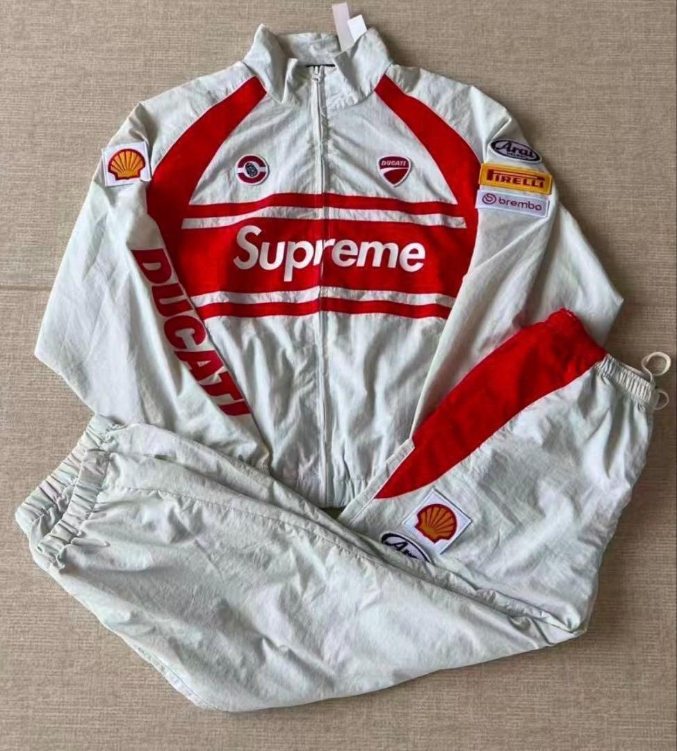 [土日特別価格]美品Supreme × Ducati セットアップ 上下セット Supreme × Ducati セットアップ 上下セット - メルカリ