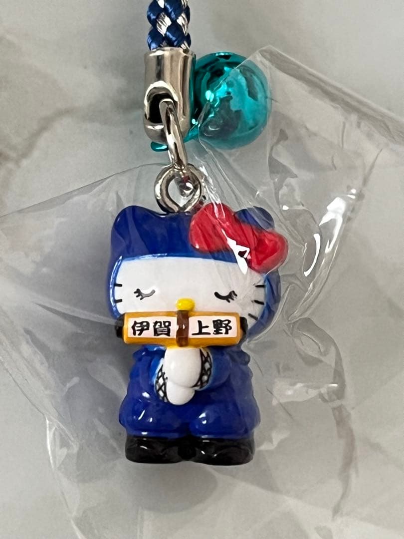 ご当地キティ 根付けストラップ 三重限定 - メルカリ