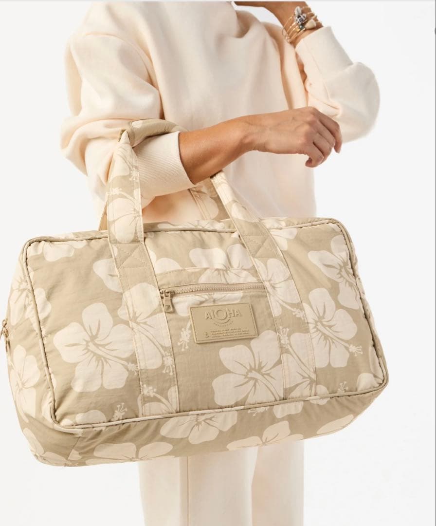 新品未使用　アロハコレクション　ハイビスカス柄 ベージュ ボストンバッグ 新品 未使用】アロハコレクション ボストンバッグ ベージュ