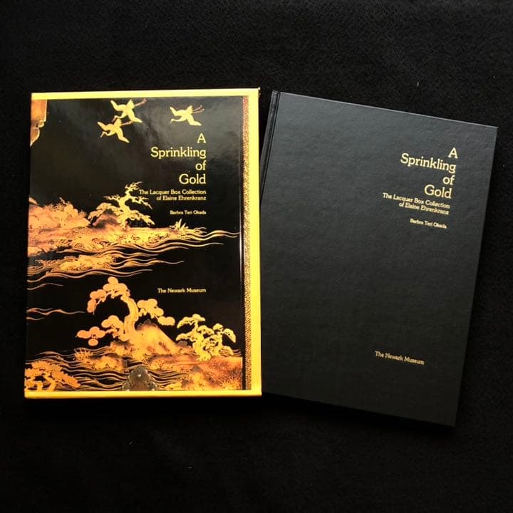 日本の蒔絵 写真集 「A Sprinkling of Gold」 JapaneseMeijiSquareGoldMaki-