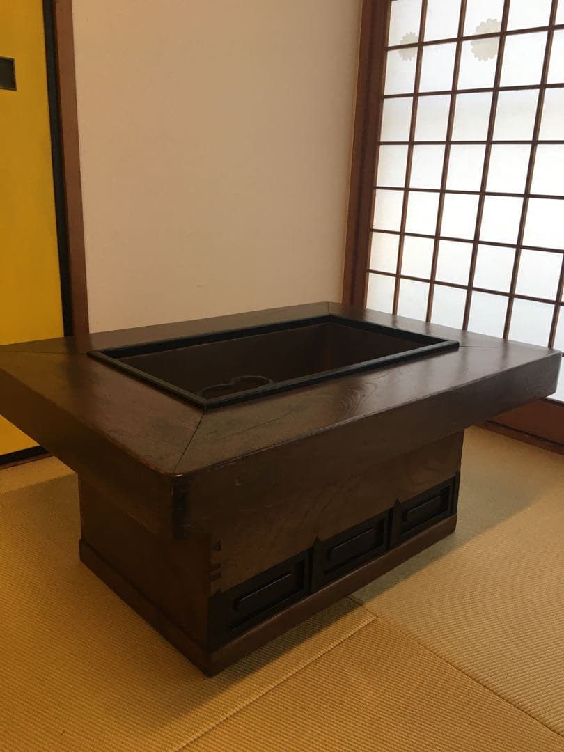 長火鉢　関西火鉢　座卓　欅 楽天市場】欅 囲炉裏 テーブル 関西火鉢 ローテーブル 座卓 和家具