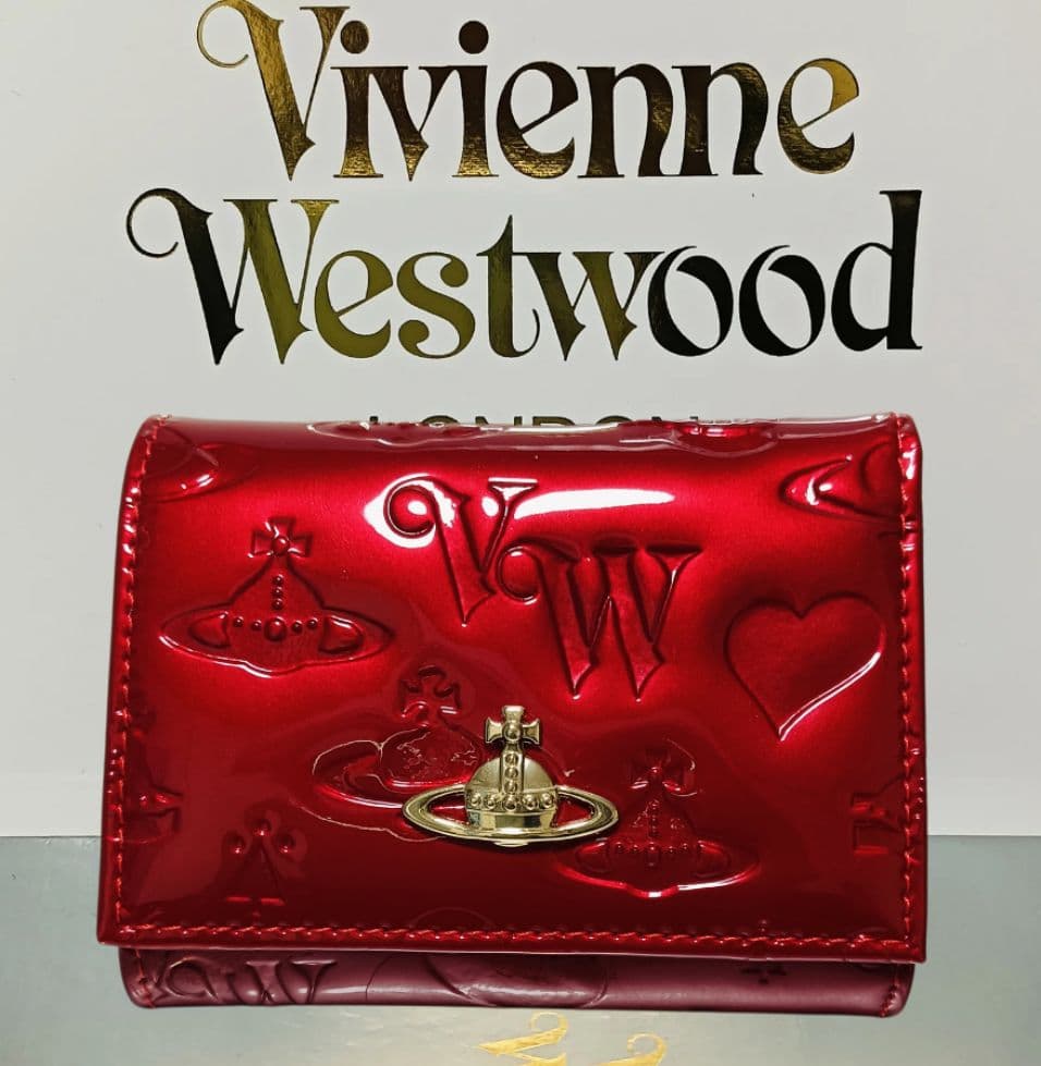 新品】Vivienne Westwood 3つ折り財布 エナメル 赤 正規品 - メルカリ