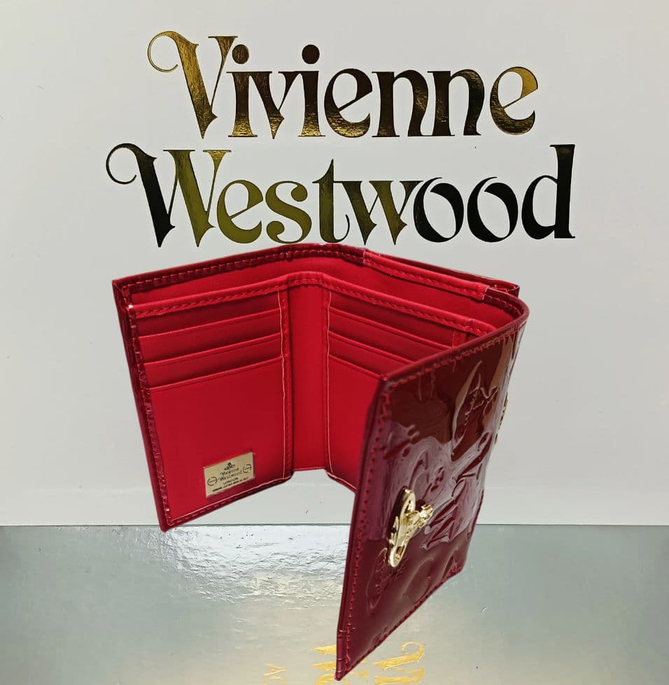 新品】Vivienne Westwood 3つ折り財布 エナメル 赤 正規品 - メルカリ