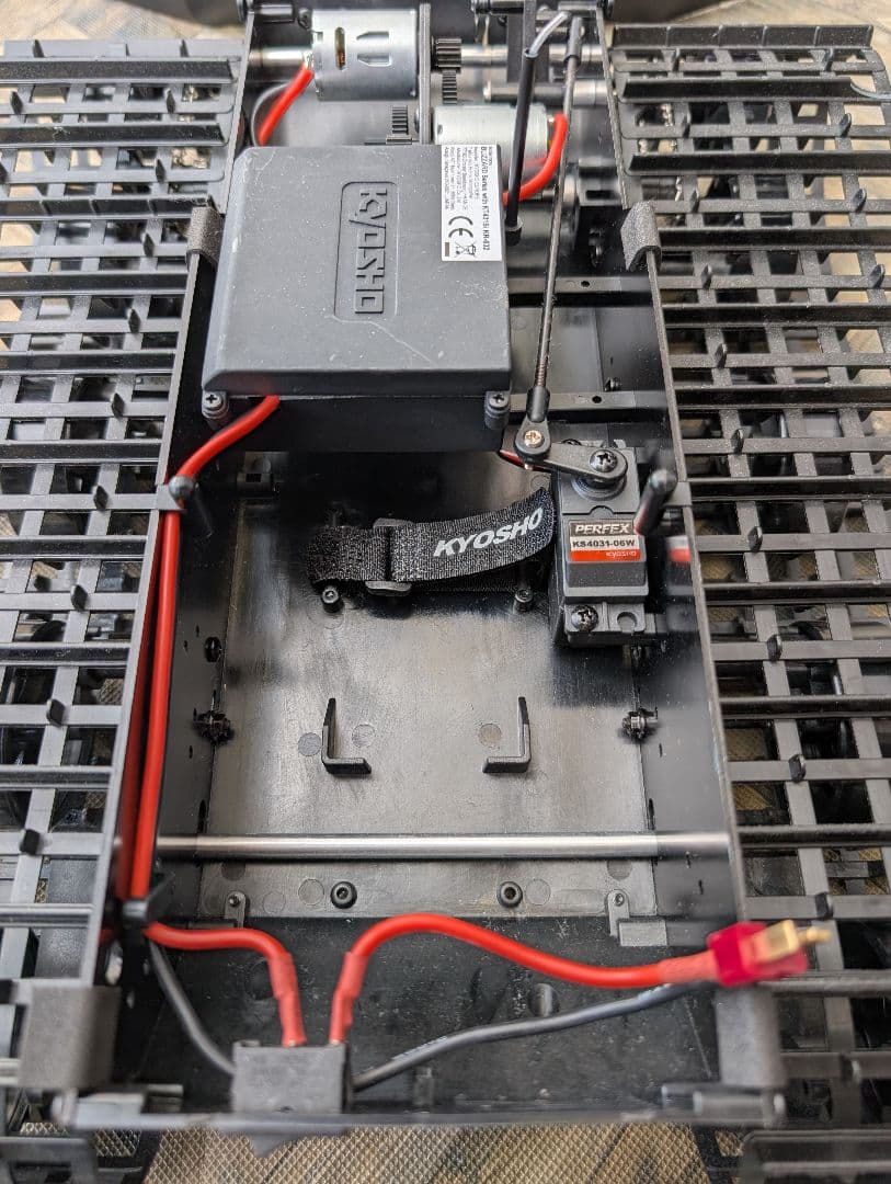 Kyosho Blizzard 2.0 ラジコン 除雪車 京商 キャタピラ - メルカリ