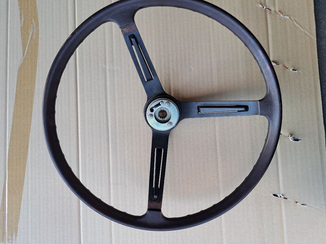 日産510ブルーバードSSSノーマルウッドステアリング日産 ブルーバード