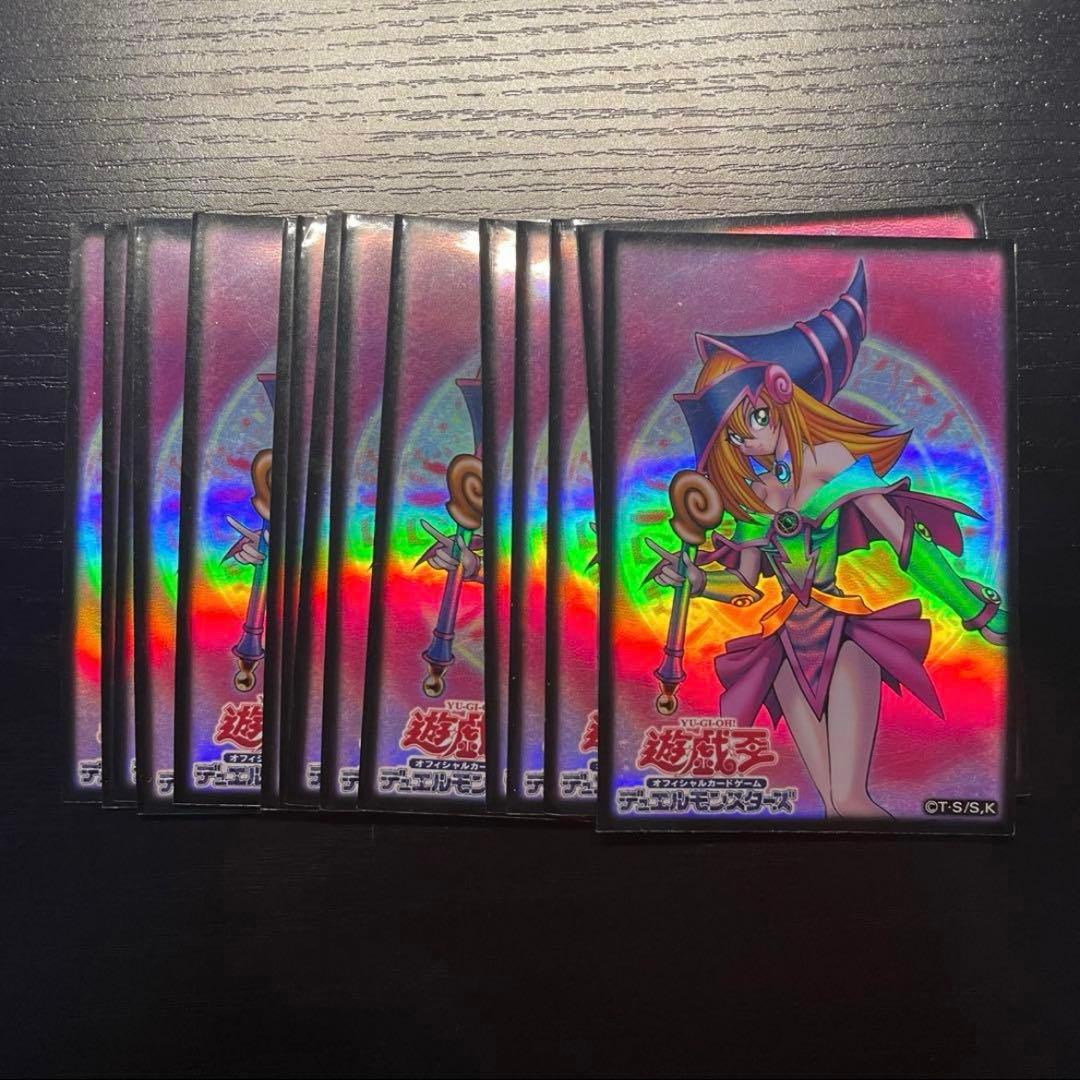 遊戯王 スリーブ ブラックマジシャンガール 15枚 - メルカリ