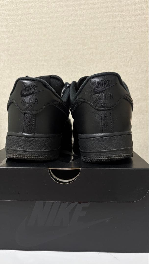 Nike Air Force 1 Low Supreme ブラック　28.5cm