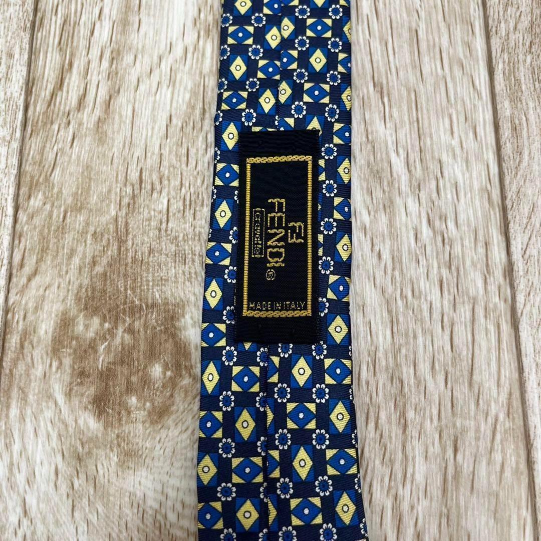 ✨極美品✨FENDI ネクタイ ダイヤ 総柄 ネイビー シルク100% - メルカリ