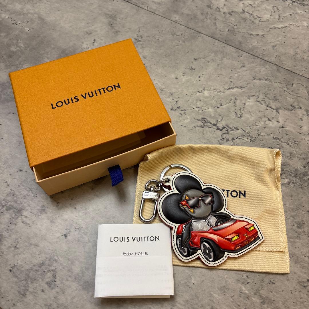 ルイヴィトン LOUIS VUITTON ヴィヴィエンヌ キーホルダー 夏っぽさ全開♪】ルイヴィトン ヴィヴィエンヌ キーホルダー (Louis