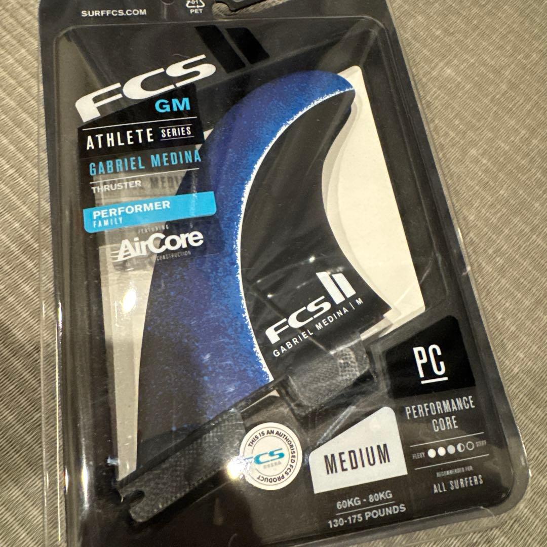 fcs2 ガブリエル　gabriel medina Mサイズ　新品 FCS FCS II Gabriel Medina Signature Tri Fin Set GM PC AIR CORE