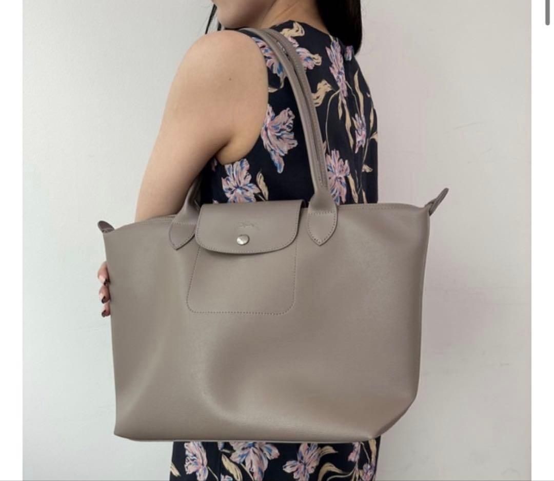 ロンシャン ルプリアージュシティ Mサイズ(トープ/TAUPE) カジュアル過ぎないロンシャンなら「シティ」シリーズが一押し!その