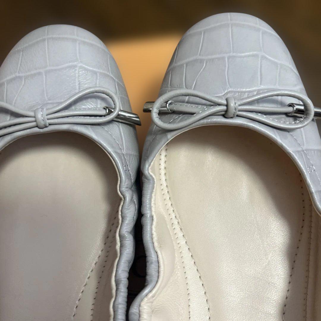 TOD´S グレー 系フラットシューズ リボン付き バレーシューズ