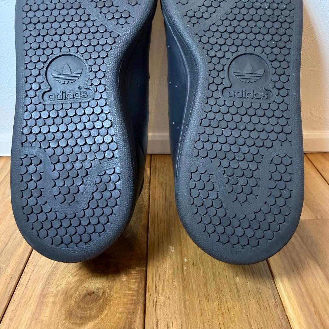 adidas スタンスミス 23.5cm 黒 アディダス STAN SMITH
