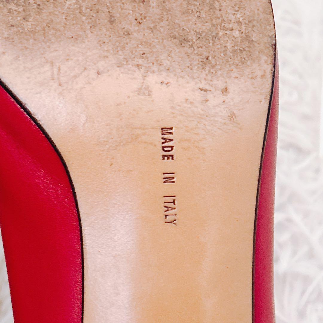 フェラガモ　パンプス　ヴァラ　リボン　ゴールド金具　赤　7.5C 24.5