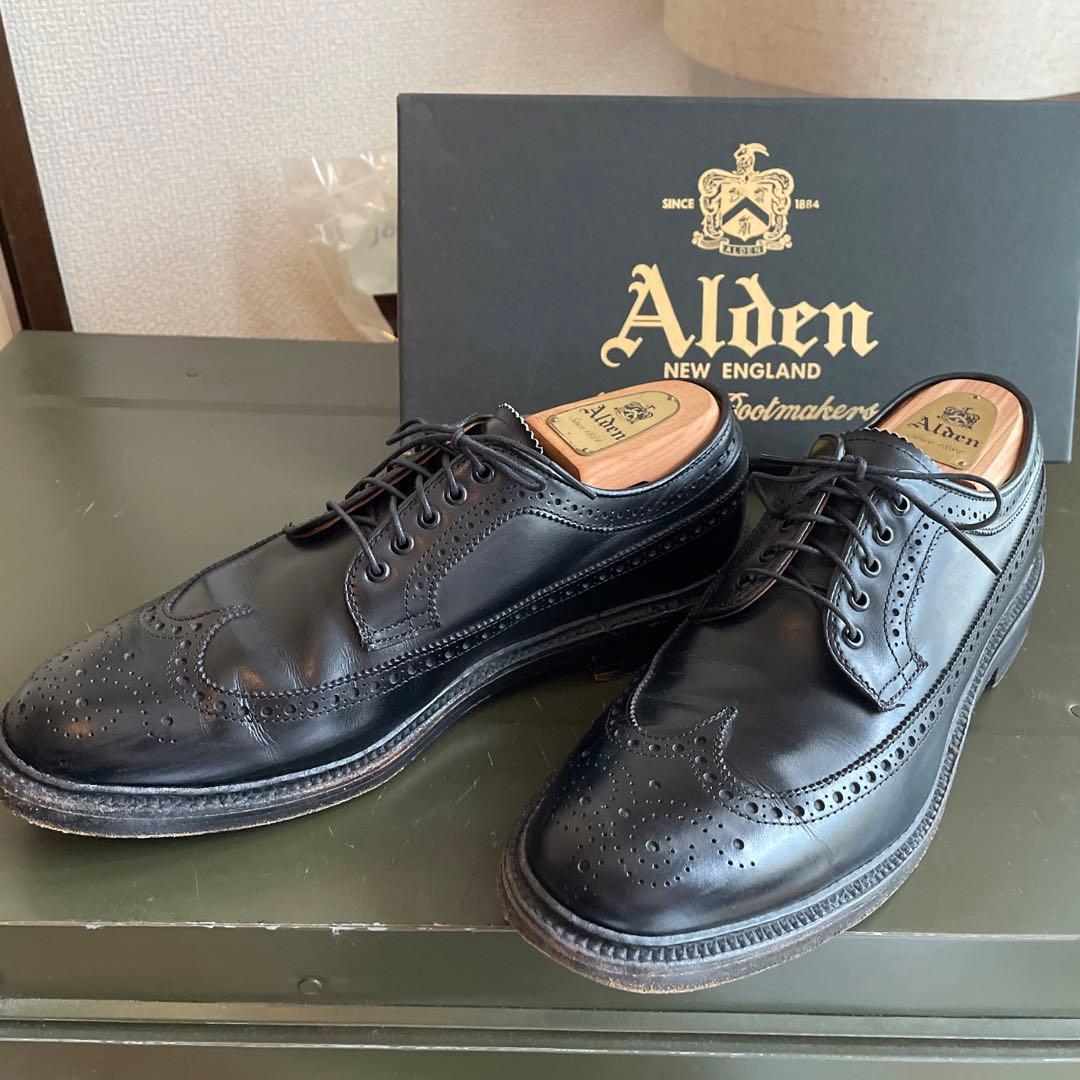 オールデン シューツリー付き BEAMSプラス別注 ウイングチップ おすすめの黒いオールデン｜ビームス プラス 原宿｜BEAMS