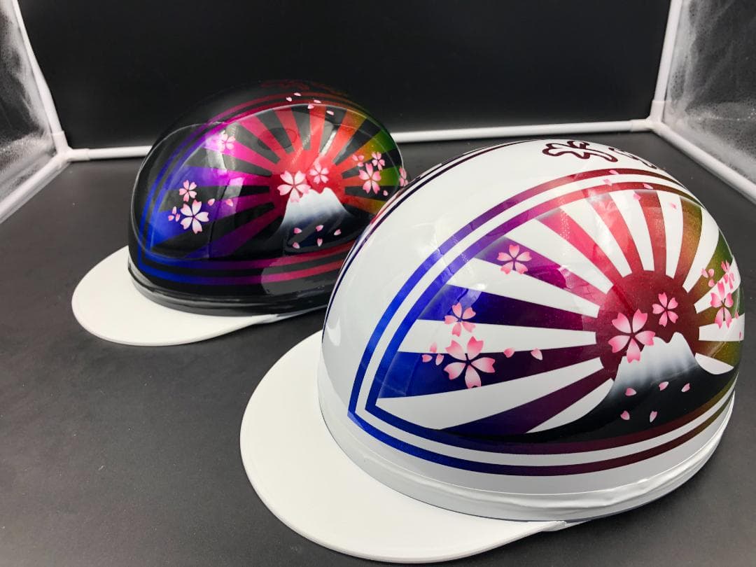 コルク半カスタム　富士日章　三つボタン　ブラックホワイトラメグラデーションセット コルク半 富士日章 いつもありがとうございます🤩 ギラギラ激ラメで