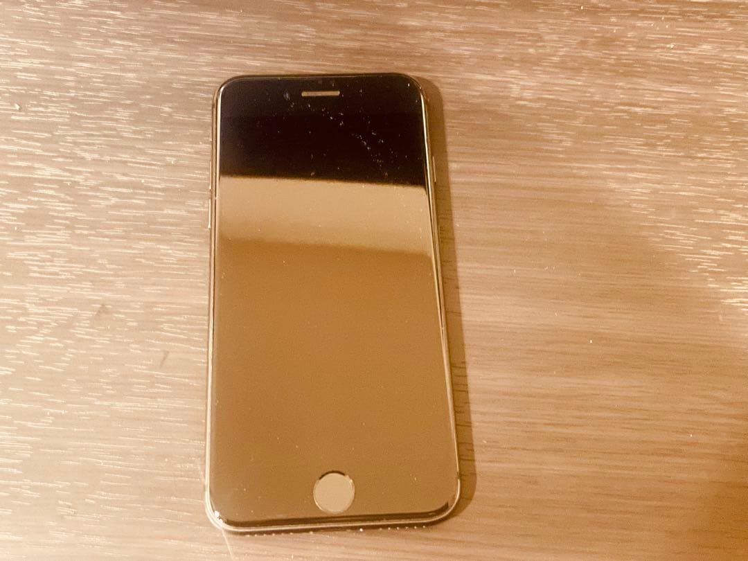 ①美品 Apple iPhone8 64GB ブラック SIMロック解除済み Apple - 新品未開封 iPhone8 64GB SIMフリー ゴールド SIMロック解除