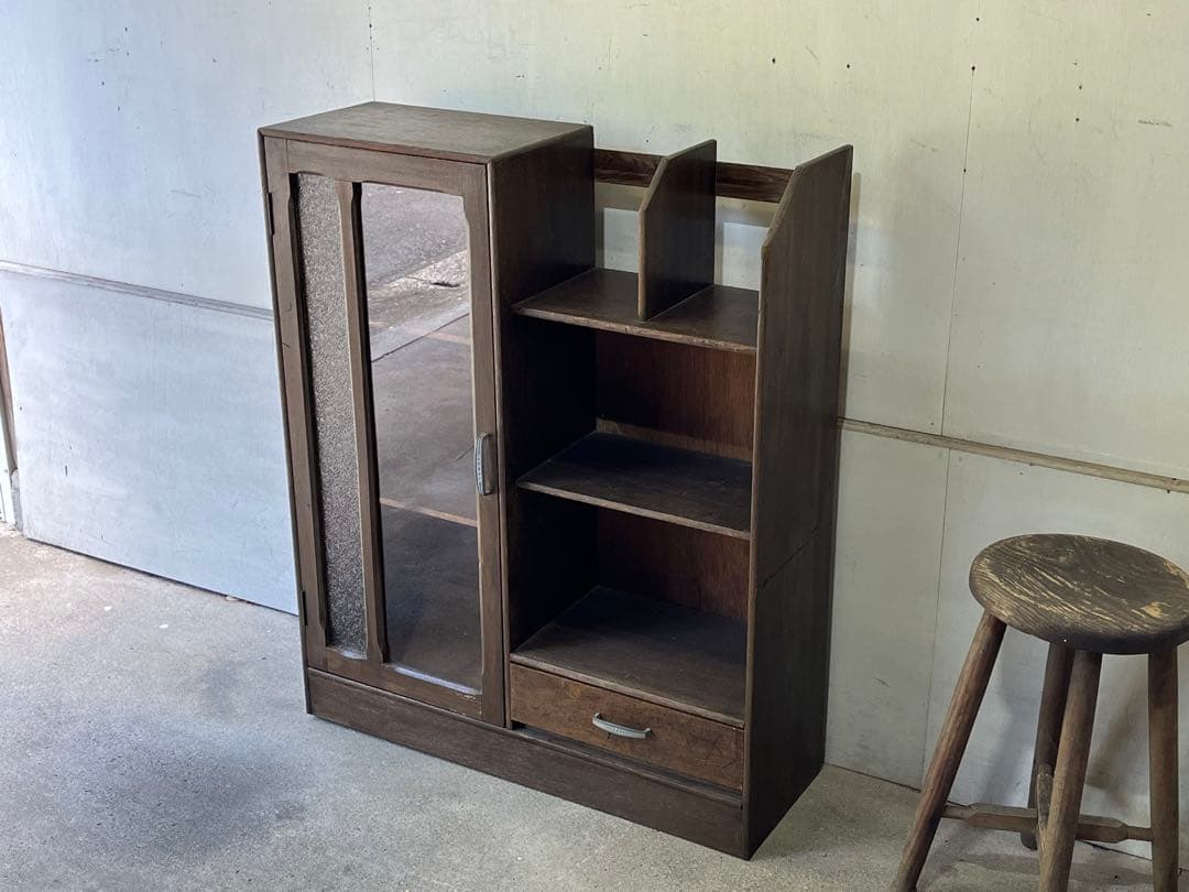 珍*い様 昭和レトロ 木製 飾り棚 本棚 ダイヤガラス 戸棚 大正昭和期 ダイヤガラス本箱 木目が美しい人気書棚