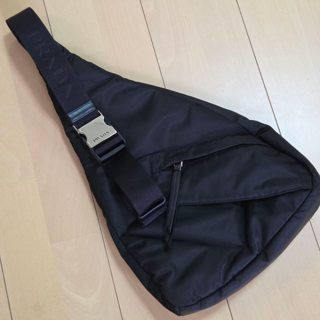 PRADA ショルダーバック 2VZ092 ボディバッグ スリングバッグ - メルカリ