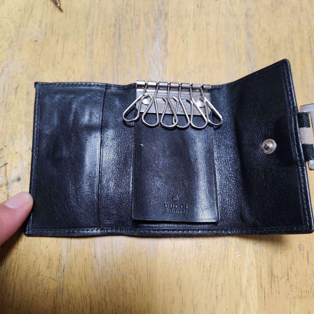 Gucci ブラック レザー キーケース - メルカリ