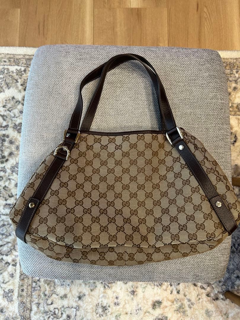 美品☆GUCCI グッチ アビーGGキャンバスレザーワンショルダートートバッグ GGキャンバス グッチ GUCCI アビー トートバッグ レザー 黒 ゴールド