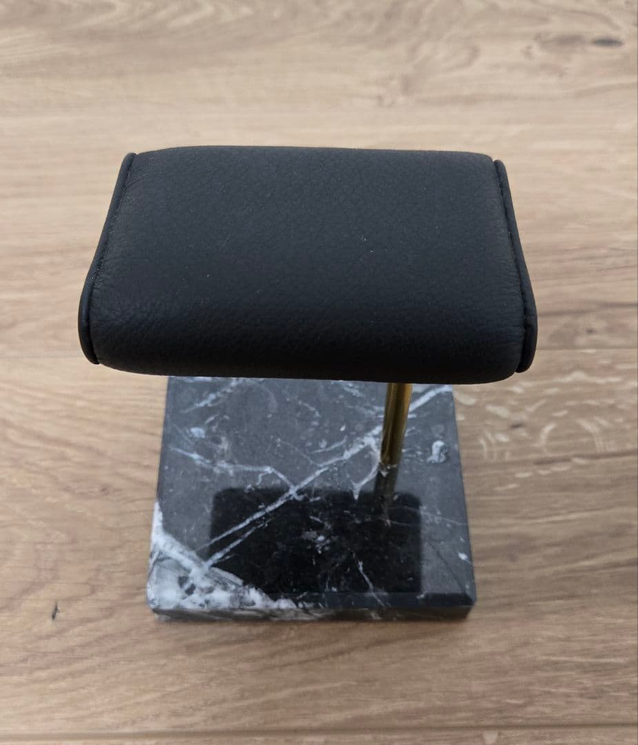 The Watch Stand 時計スタンド 黒 The Watch Stand Single Black & Black - Premium Watch Display Stand
