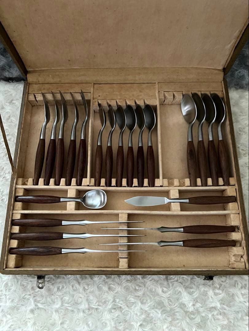 手鍛造　カトラリーセット　ディナーセット〈22本セット〉※オールドダンスク SAKS カトラリーセット ナイフフォークスプーン 2人用 10pc ソーホー