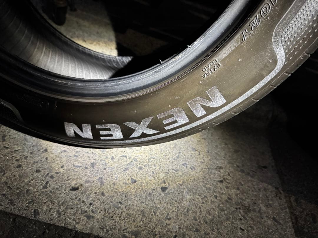Hankook 225/55R18 102Y BMWiX1 3,893km - メルカリ