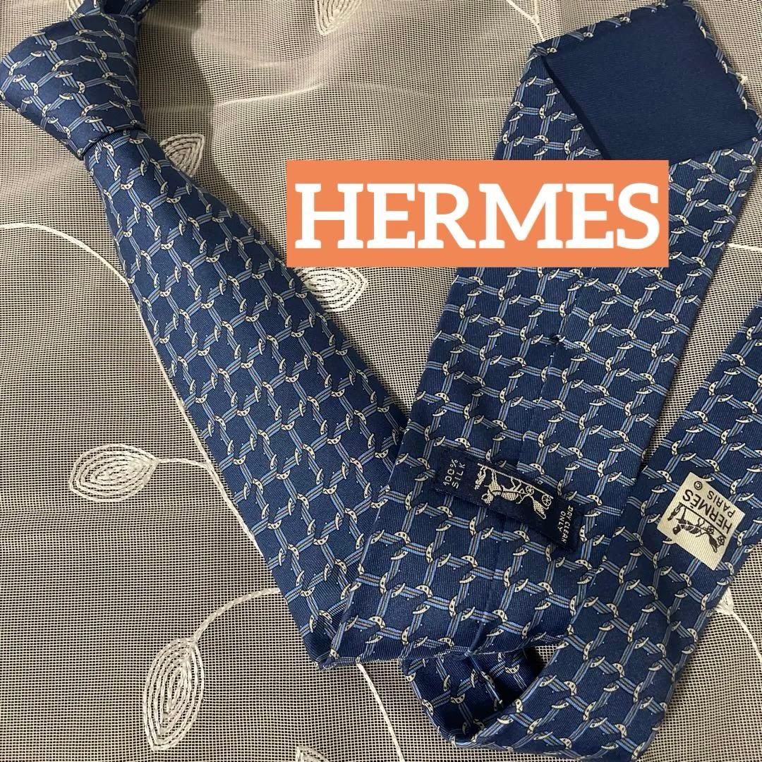 新品未使用 HERMES ネクタイ ネイビーブルー シルク100% チェーン HERMES（エルメス） 【新品】 ネクタイ シルクツイルタイ 8cm《 DANCE