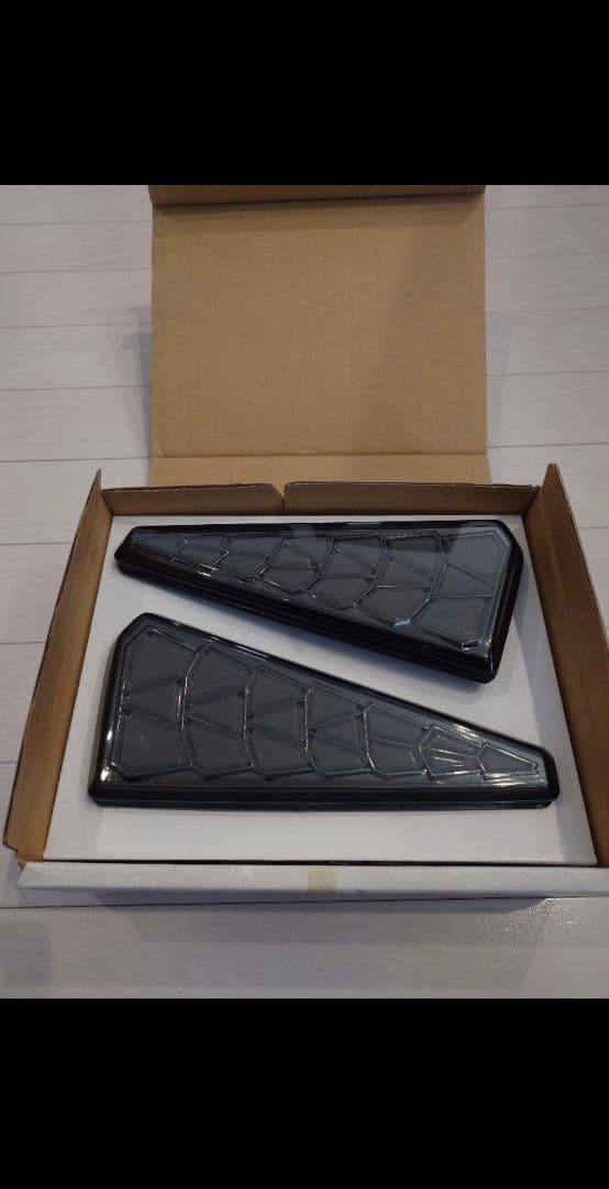 NOAH.VOXY 80系 AVEST シーケンシャルリフレクター - メルカリ