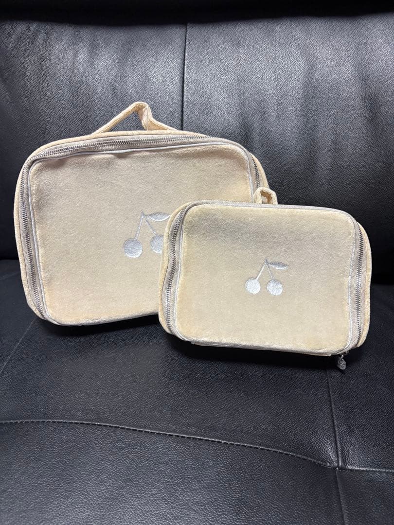 新品タグ付き 国内百貨店購入 ボンポワン ベロア バニティ ポーチ M