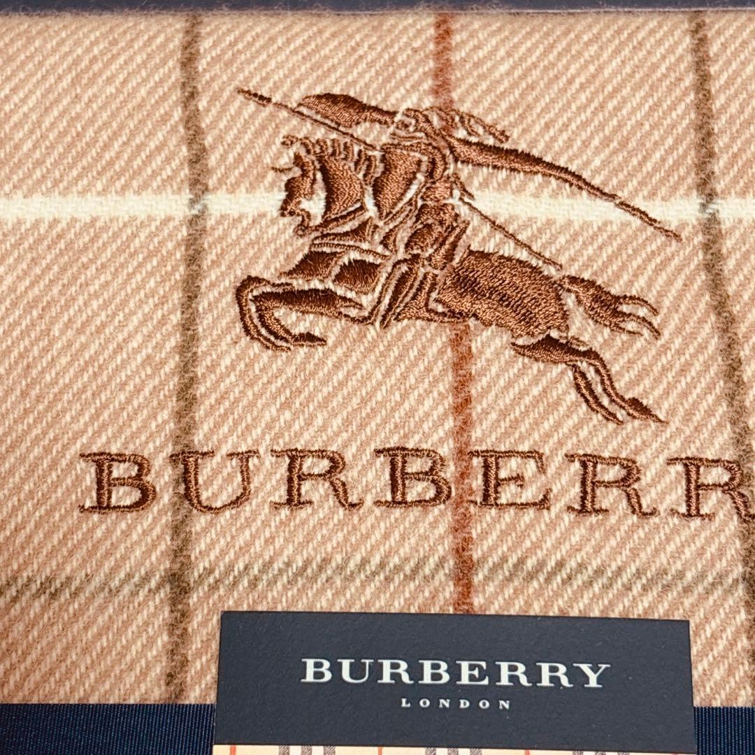 新品未使用】BURBERRY LONDON 日本製 ウールひざ掛け ラム入り - メルカリ