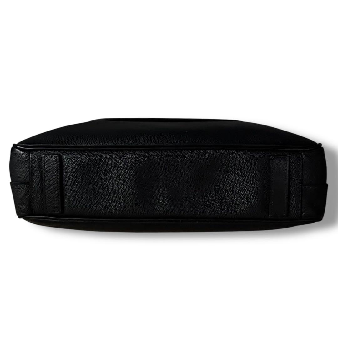 良品 PRADA プラダ サフィアーノ レザー ビジネス バッグ A4 ロゴ 黒