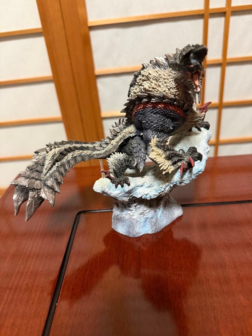 カプコン CFBクリエイターズモデル モンスターハンター 獄狼竜 ジンオウガ カプコンフィギュアビルダー クリエイターズモデル 獄狼竜 ジンオウガ