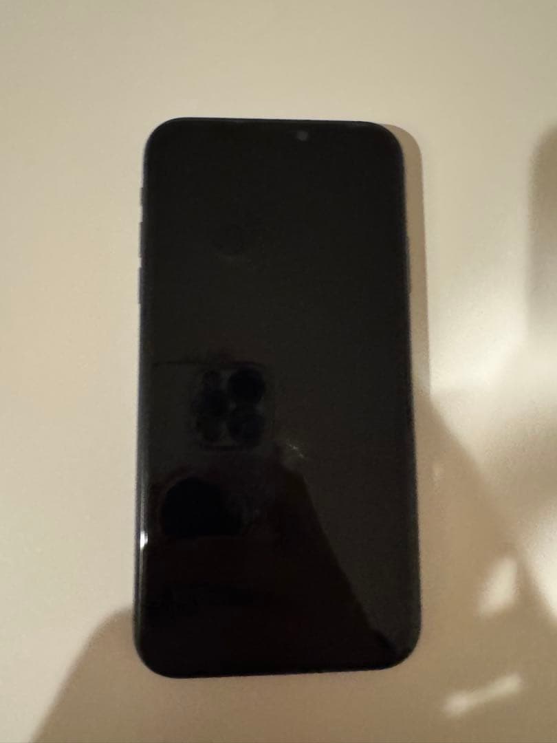 iPhone11 黒　目立つ傷なし iPhone 11 64GB ブラック SIMフリー 目立つ傷なし｜Yahoo!フリマ（旧